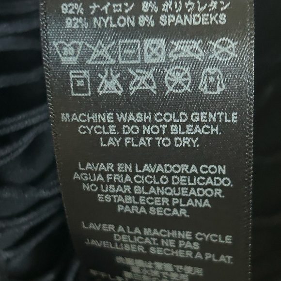 BEBE String Top Black With Attached Tank Top Underneath NWOT Size Small - Picture 6 of 9